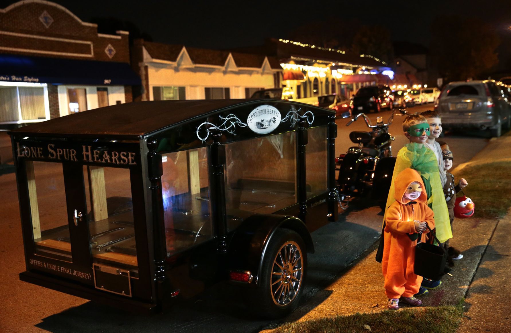 Funeral home holds first Trunk or Treat